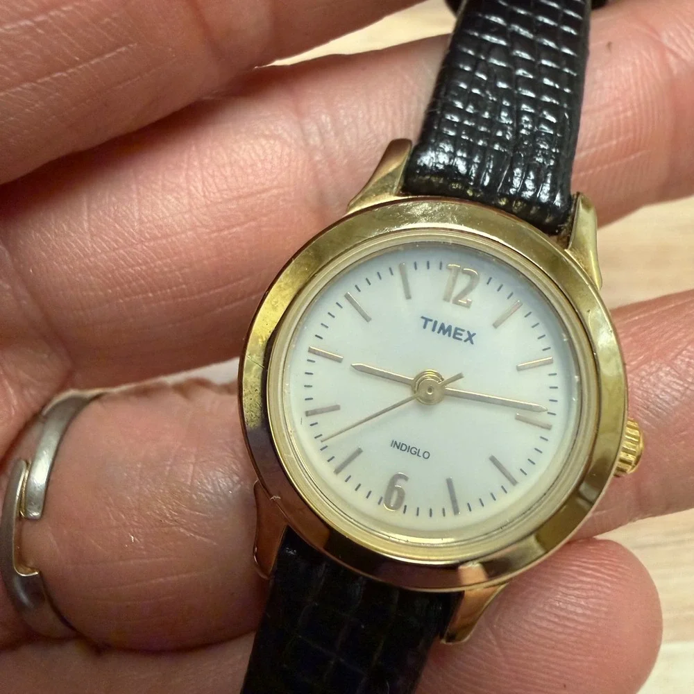 Timex Indiglo Womens Watch Gold Tone White Dial Black Croc Leather Strap Tested